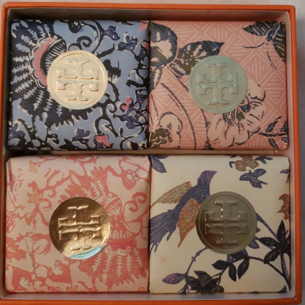 Tory Burch Soap Set - Picture 2 of 4